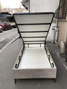 Tek kişilik sandıklı baza 90*190 ölçüsünde kaçırmayın 18 Tek kişilik kadife yüzlü yüksek ayaklı sıfır ayarında baza