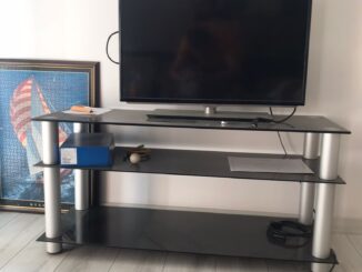 ikinci el siyah cam televizyon sehpasi