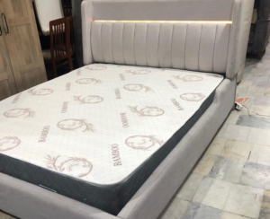 Ikea Ledli çift kişilik Baza Yatak Başlık temiz ve sağlam baza yatak takımı