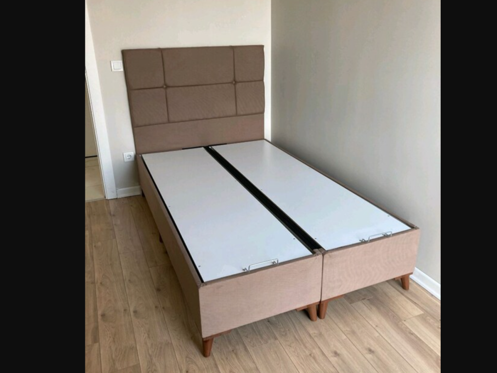 Baza başlık temiz durumda yan yana iki adet iki kişilik baza takımı 2 Baza baslik temiz durumda 1